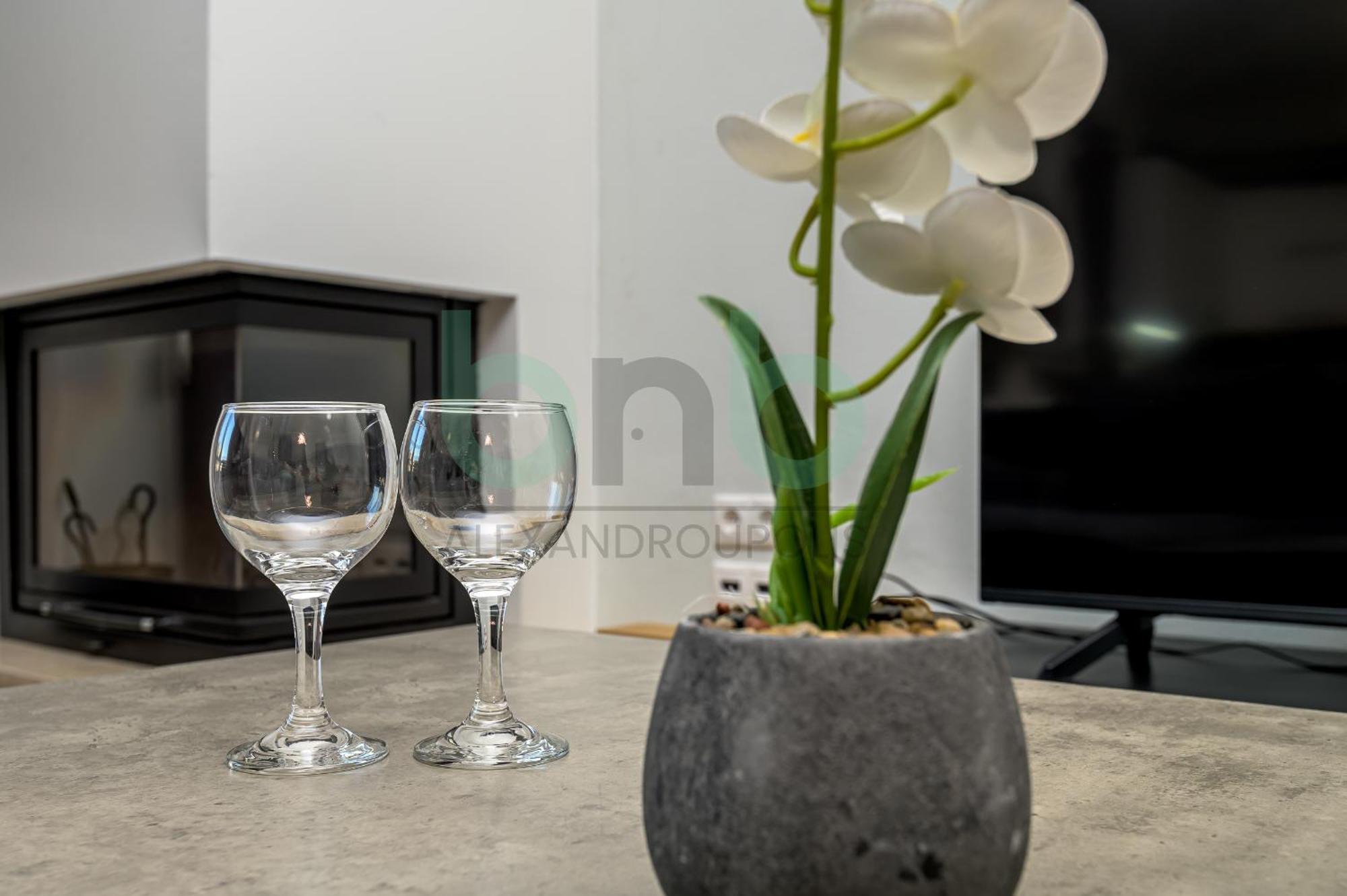 Luxurious Tsimiski 2Nd Floor 亚历山德鲁波利斯 外观 照片